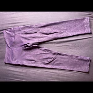 Plum pocket Capri leggings. Size 4/S. ZYIA active.